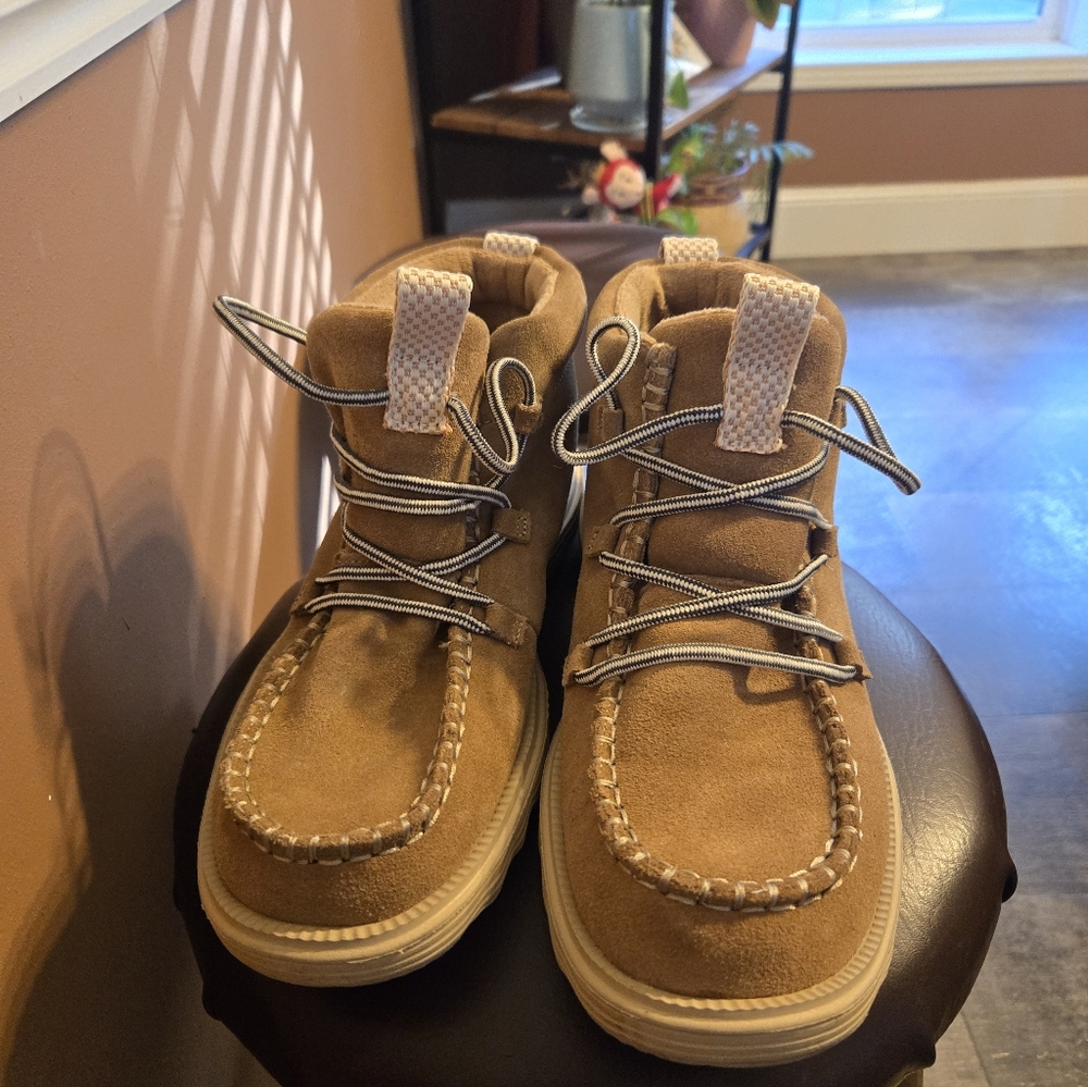 Hey Dude Tan Suede Shoes